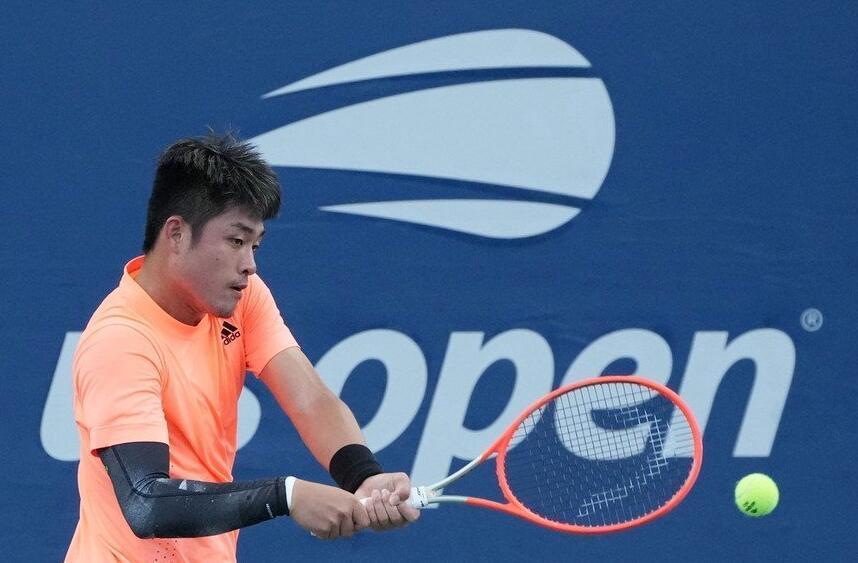 球迷不应再 球迷不应再