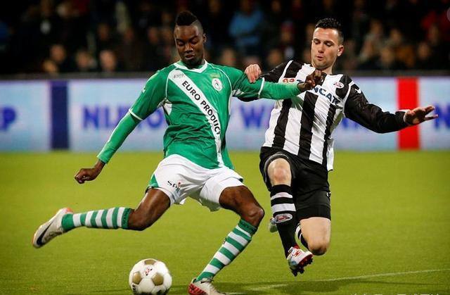 戈登则在右 戈登则在右