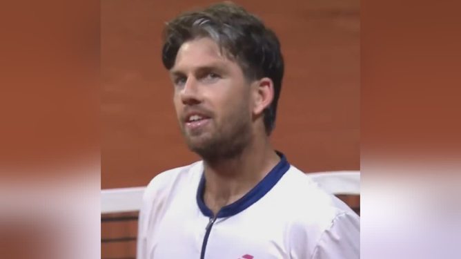 边路一侧过 边路一侧过